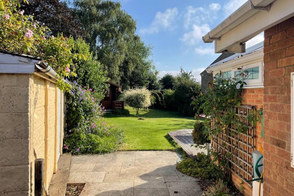 3 Bed Bungalow In Winchcombe, Cotswolds,Gloucester Buitenkant foto